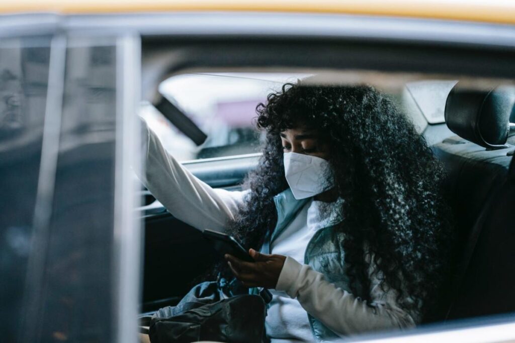 Woman traveling with HERide